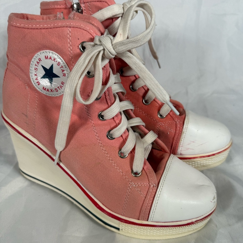 Women's Pink Wedge Max Star Sneakers - Size 7